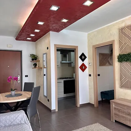 Lismarty's House A Vicino Al Mare Con Parcheggio Wifi E Ac